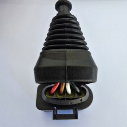 NGK R8 4 Soketli Universal Tesisat Kablosu 160 CM